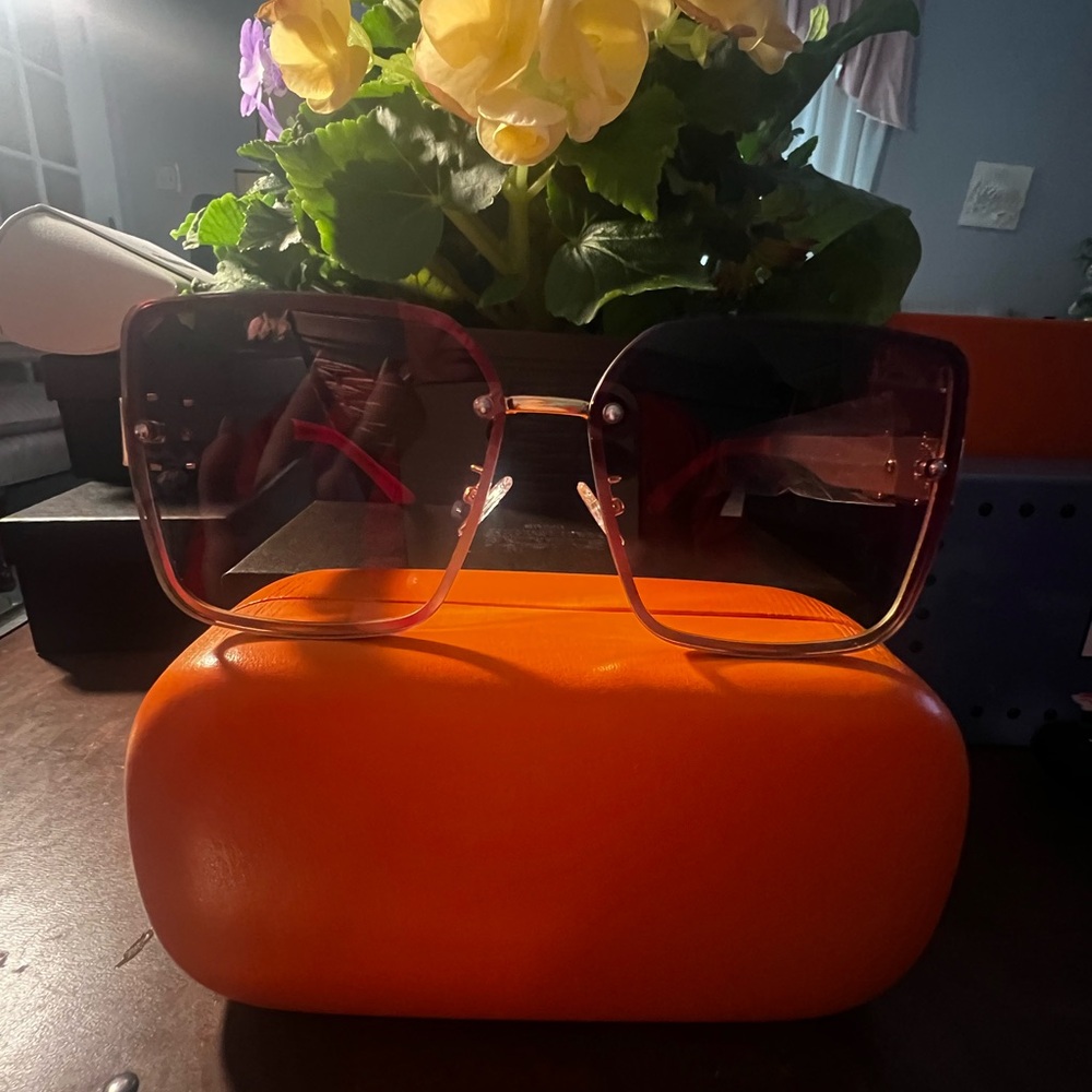 H Oversized Gradient Square Sunglasses Orange and… - image 3